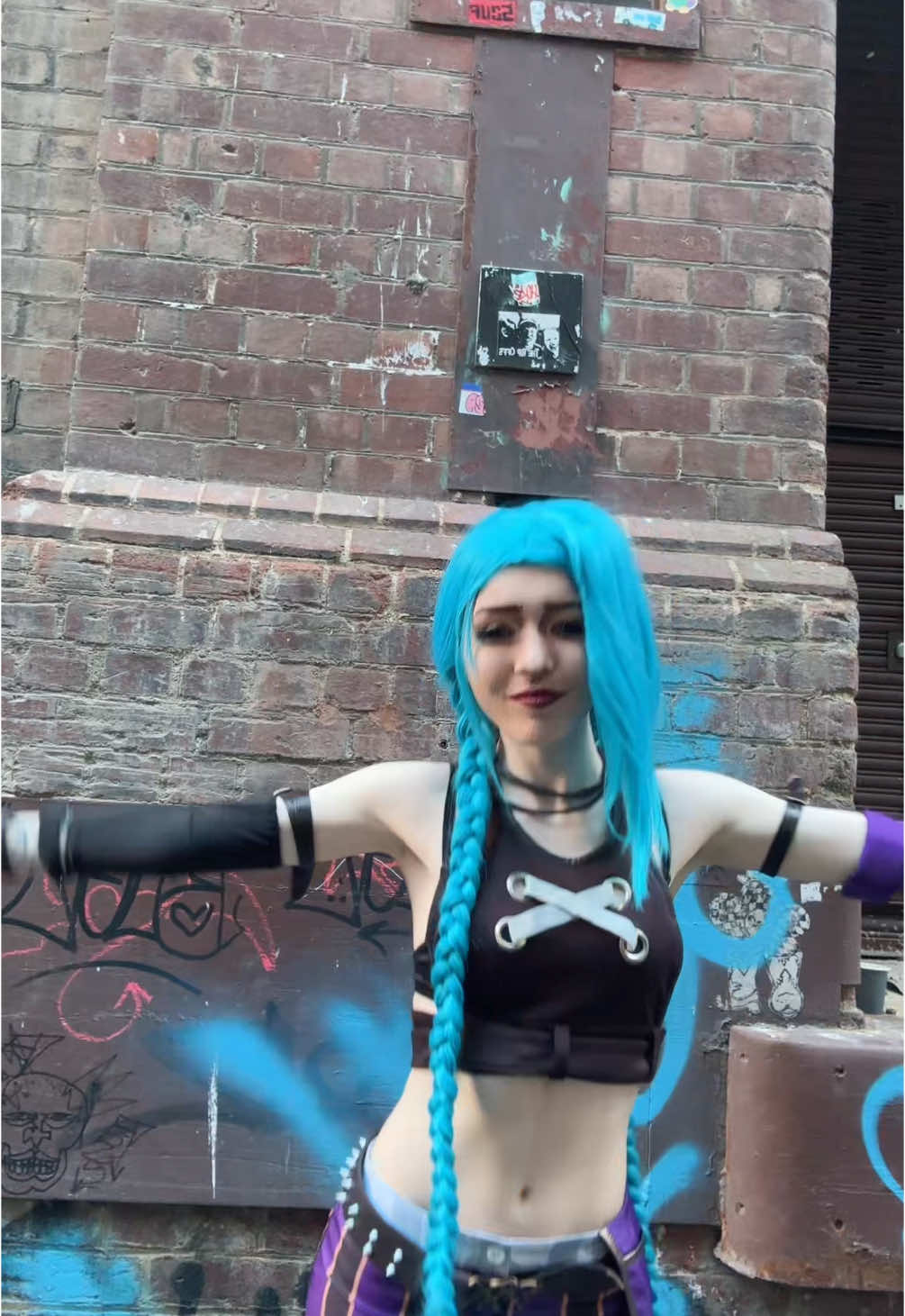 Thank you guys for all the love on the new video!! Ive got another arcane cosplay im making so stay tuned hehe #cosplay #arcane #arcanecosplay #jinx #jinxcosplay #arcaneseason2 