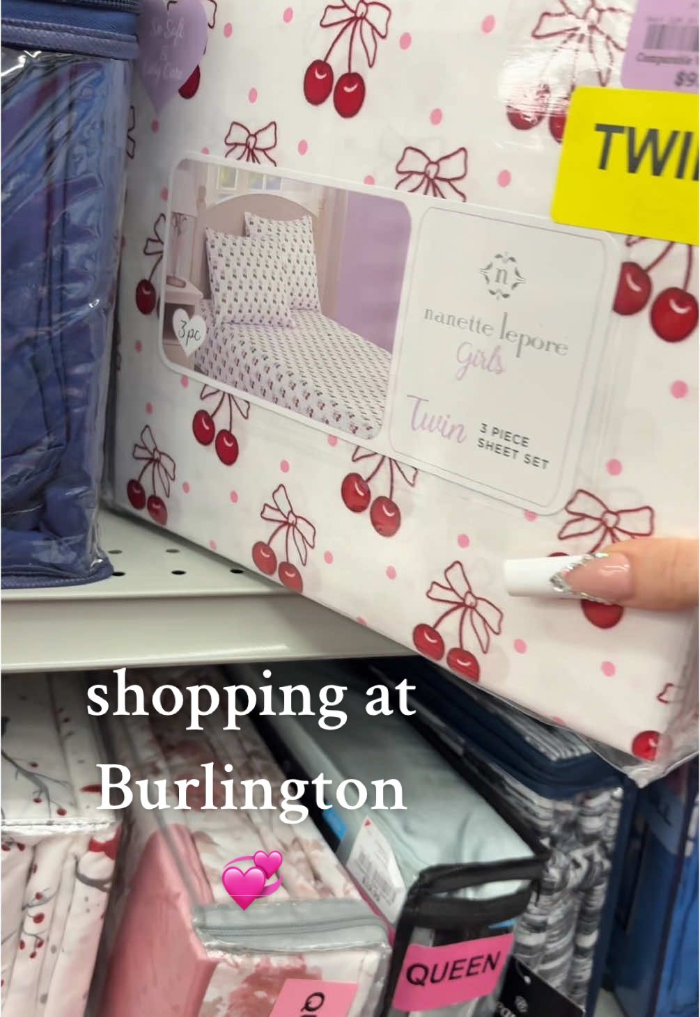 so many cute things at Burlington 🫢 #shopwithme #burlington #burlingtonfinds #juicycouturefinds #burlingtondeals #juicycouture #christmas 