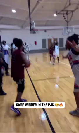 What an ending 😤 (@MYR Athletics ) #basketball #bball #gamewinner #NBA 