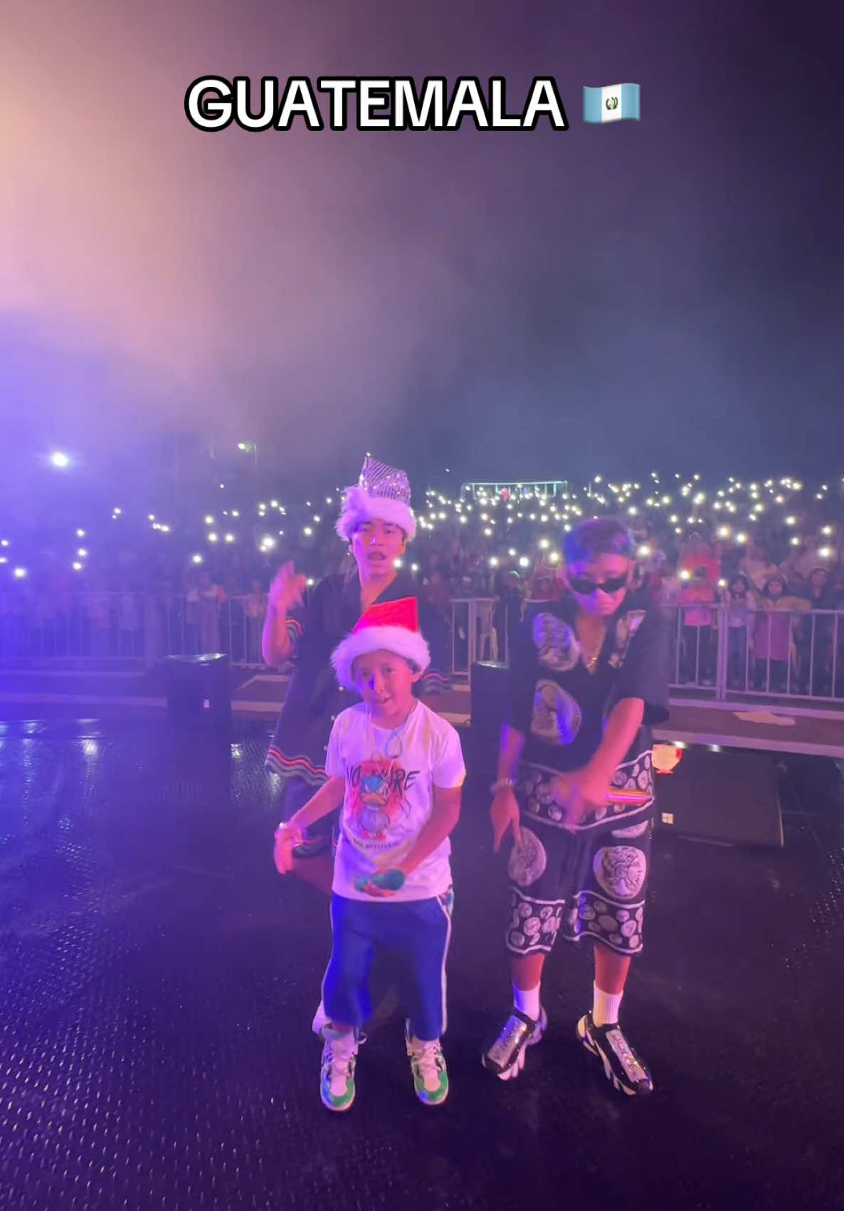 Navidad en 🇬🇹 Gracias a toda la gente que nos acompañó 🔥🎄