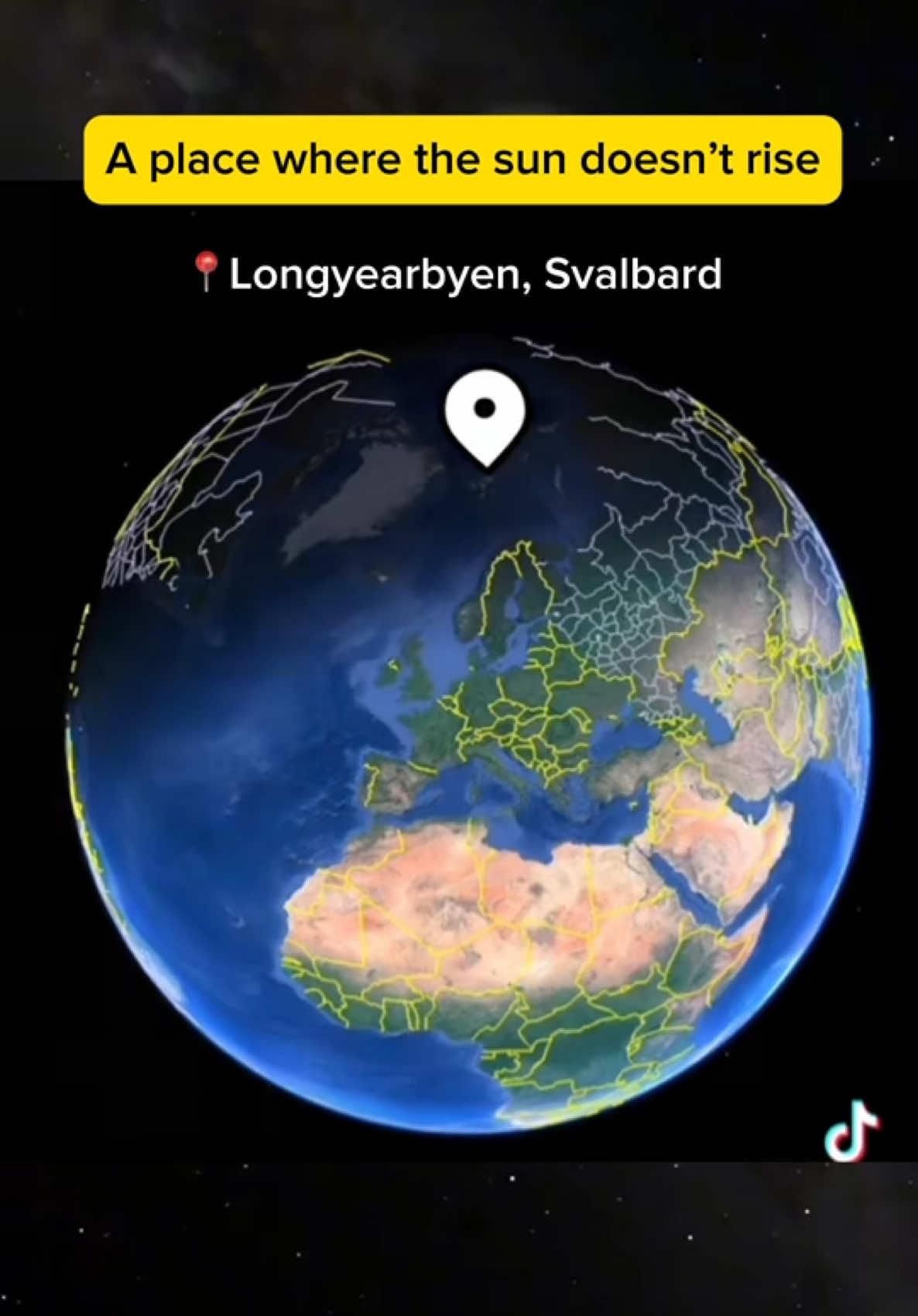 📍 Longyearbyen, a place where the sun doesn’t rise for THREE months! 🌝✨ #svalbard #longyearbyen #polarnight 