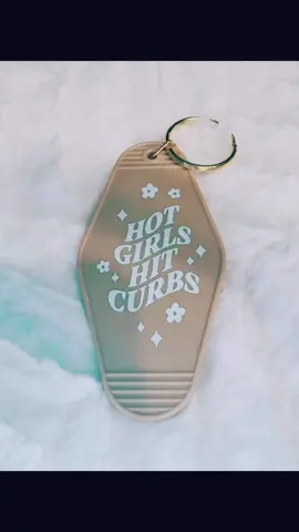 Hot girl check! This keychain is so true and so fun. 🤩 #hotgirlkeychain #hotgirlshitcurbs #giftideas #tiktoksales #tiktokdeals #blackfridaydeals #tiktokshopblackfriday #tiktokshopblackfridaysale #tiktokshopblackfriday2024 