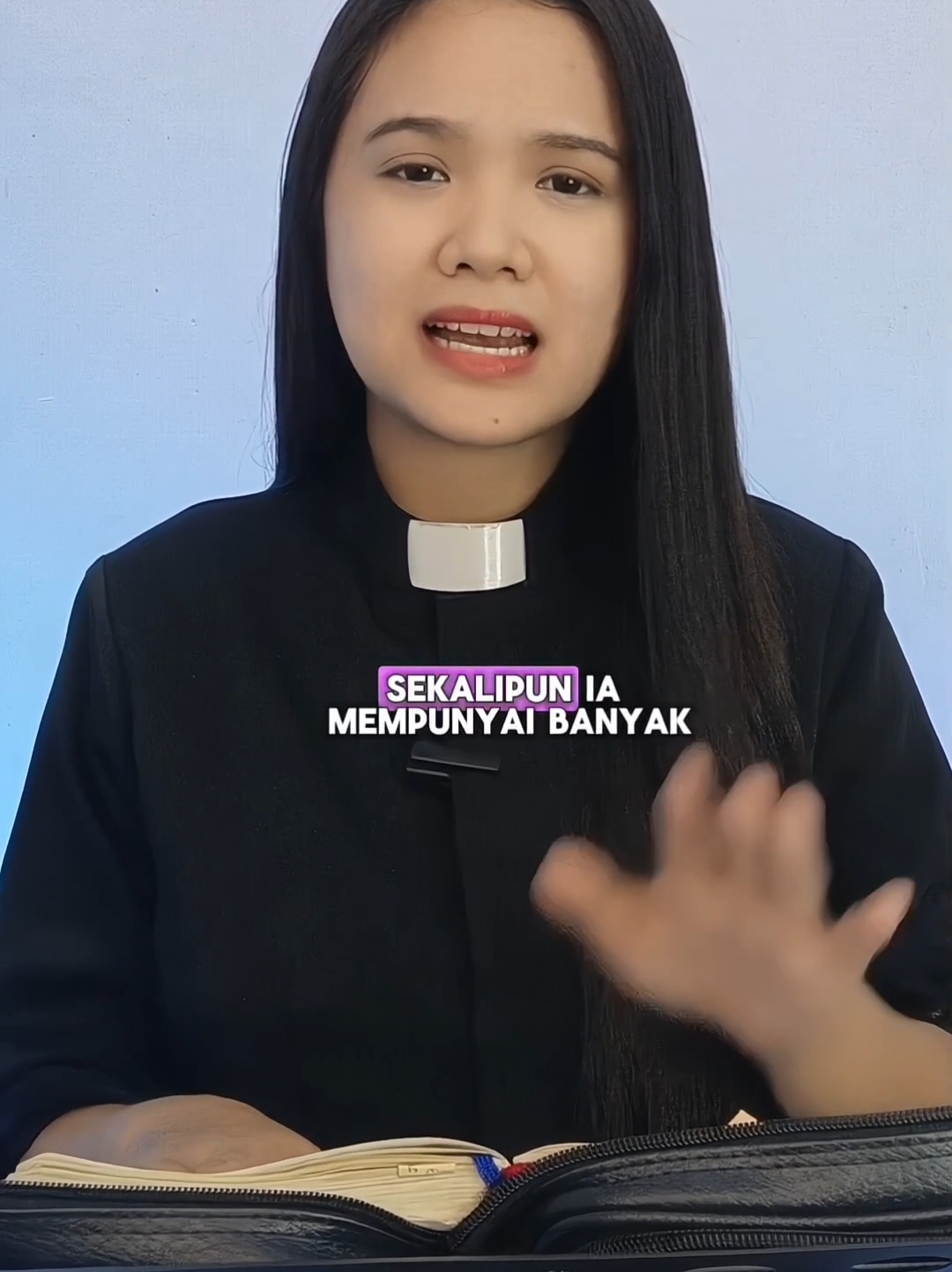 Pengkhotbah 5:9  