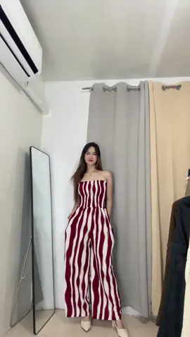 Perfooook outfit for this coming christmas😍 #foryou #overall #overalldress #christmasoutfit #tiktokshop 