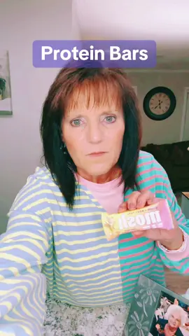 Snack smarter, not harder. Click on the link to try a sample pack or shop in my showcase for other flavors. #moshbar #moshproteinbar #proteinbars #tiktokshopblackfriday  #tiktokshopcybermonday  #tiktokshopholidayhaul