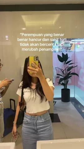 Kalo ga potong rambut ya merubah pakaian, jangan di judge sakit nya orang beda beda dan kita gatau itu sesakit apa! #fyp #fypシ #sadvibes #galaubrutal #batam 