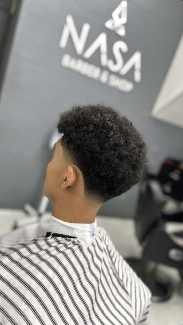 KRIBO MANJA 👊🏻                             #style #taperfade #haircuttutorial 