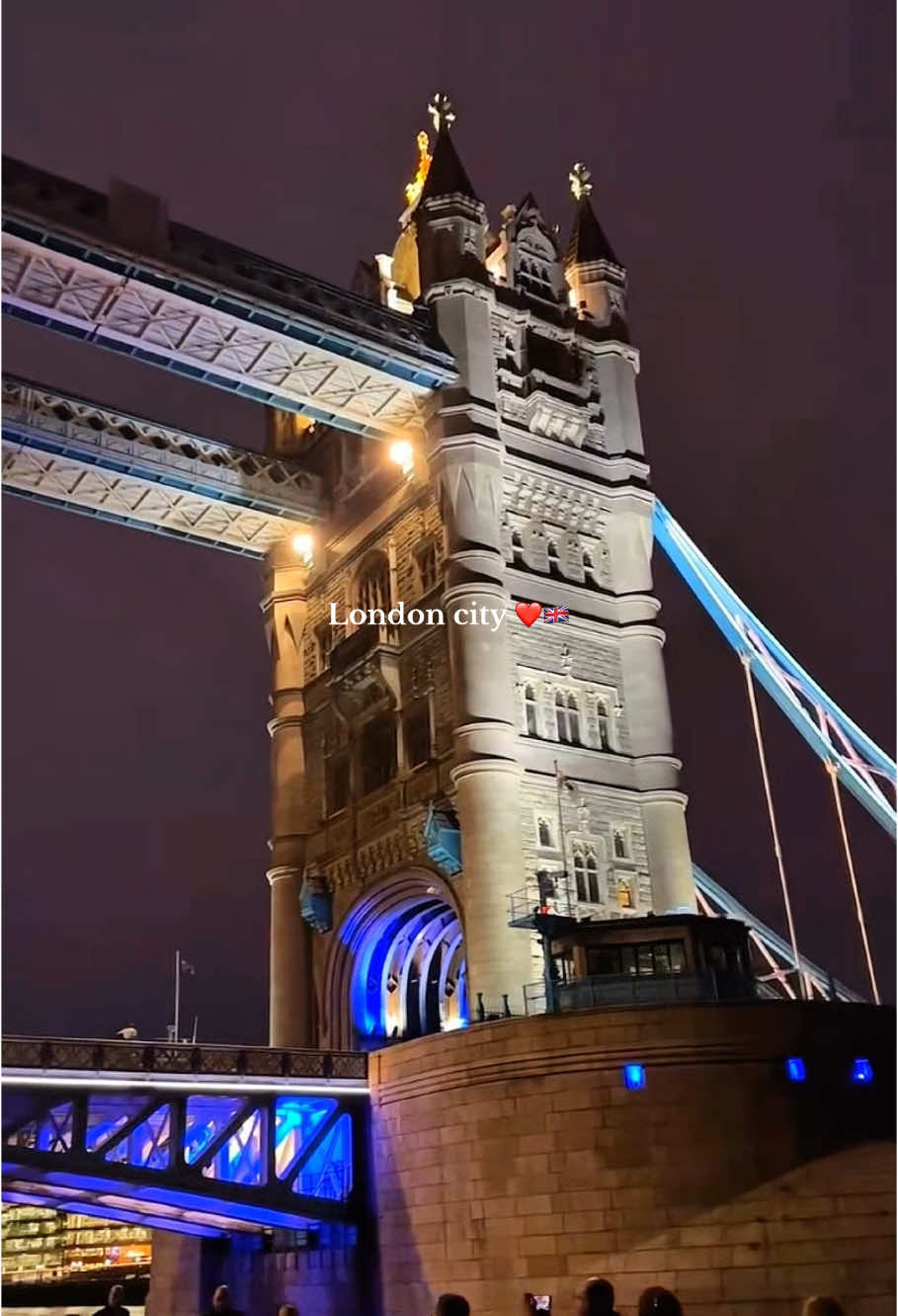 Ladies and gental men welcome to london city ❤️🇬🇧🥰💜#enjoy #dreamcity #unitedkingdom #foryou #londonlife 