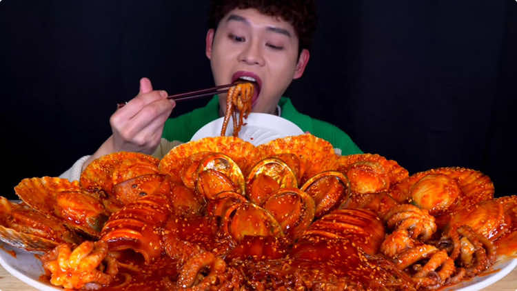 Fire Spicy Seafood Octopus Shellfish mushroom MukBang! #asmr #asmrvideo #mukbang #bonggil #mukbangbonggil #asmrsegments #food #asmrfood #foodblogger #koreanfood #foodchallenge #eatwithbonggil #tiktokfood #foodvideo #foryou #fyp #foryoupage #fypシ゚viral #explore #yummy 