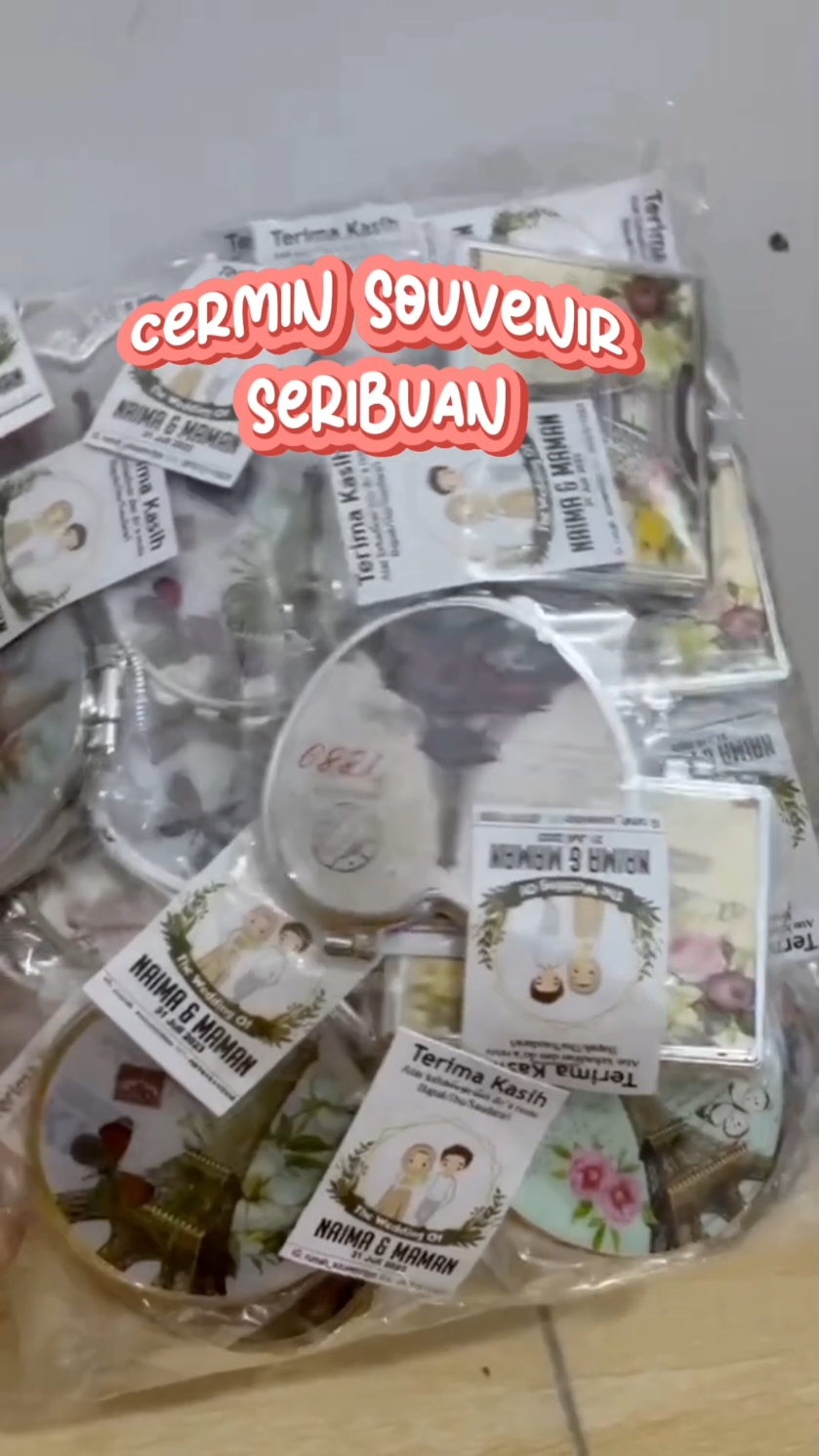 yg mau hajatan,dan nyari souvenir murah disini aja #souvenir #souvenirs #souvenircermin #cerminsouvenir #souvenirmurah #souvenirpernikahan #Souvenir Lihat Nikah #souvenirbermanfaat #souvenirunik #cuantanpabatas #abcxyz 