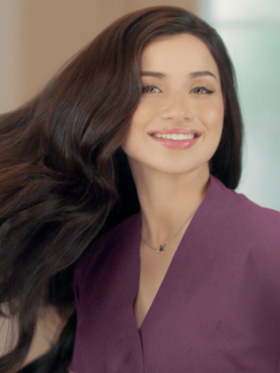 Meet our new #PerfectOilBlend - Say goodbye to hair fall with Sunsilk Onion & Jojoba Oil Shampoo! Ab no tootna, only barhna!  #SunsilkPK #SunsilkOilBlends #PerfectOilBlends 