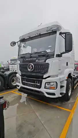 #shacman #saudiarabia #tractor China Shacman H3000S 4x2 Tractor, Delivered to Saudi Arabian customers