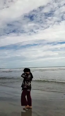 #สปีดสโลว์ #สโลว์สมูท #CapCut  yg lg tren gk sih 🤔 #fyp #viral #tiktok2024 #bidan #pantaipanjang