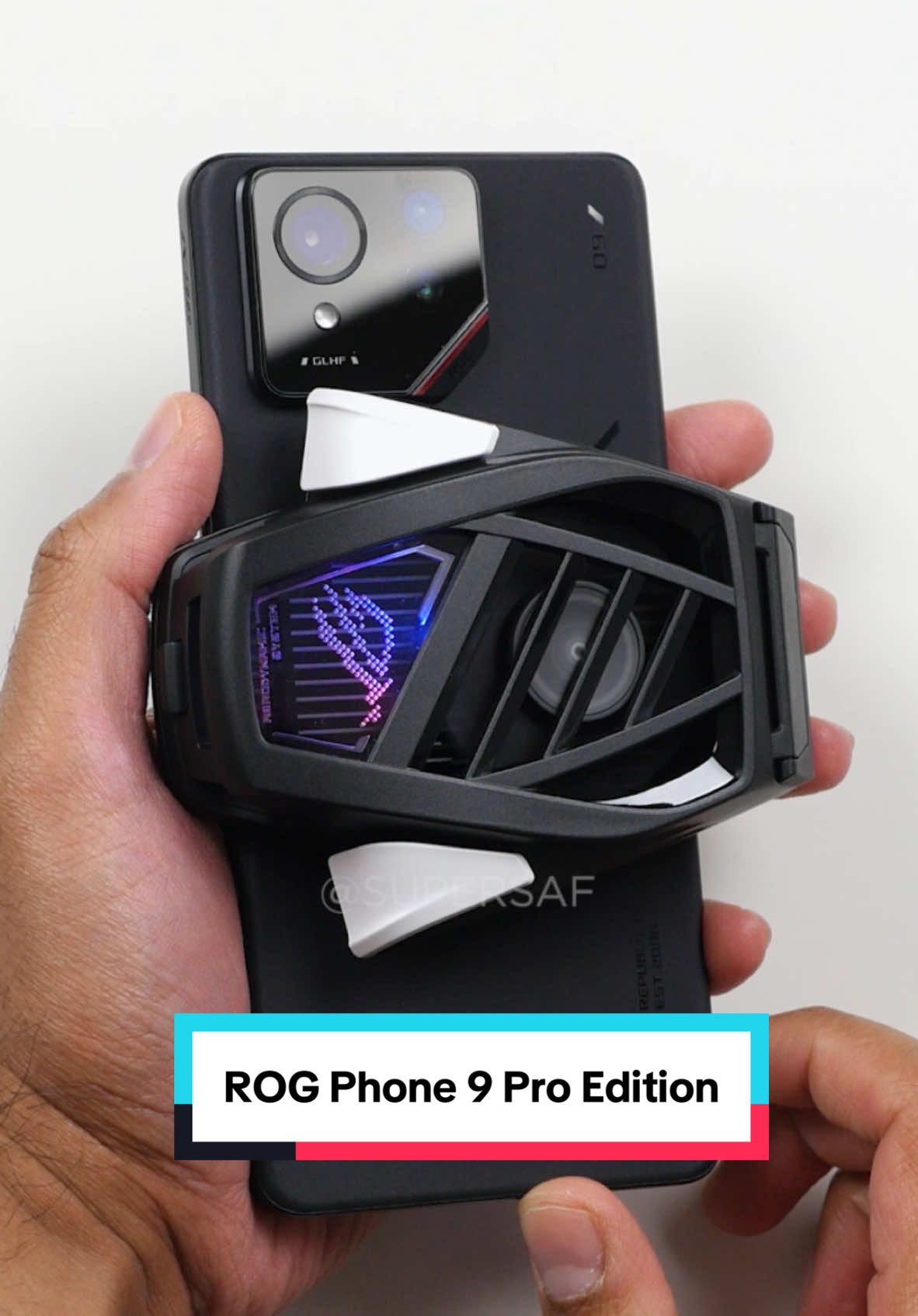 ASUS ROG Phone 9 Pro Edition ASMR Unboxing 😲 #asus #asmr #asmrvideo #asmrtiktoks #rogphone9 #rogphone9proedition #fyp #unboxing #rogphone #rogphone9pro #gaming #gamer #supersaf 