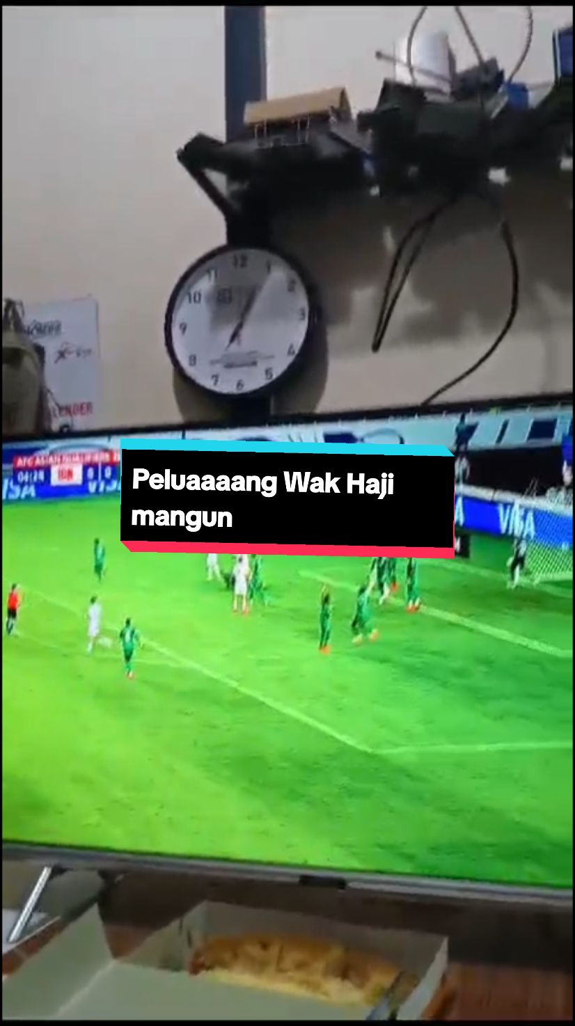 peluaaannn wak mangun@Timnas Indonesia #clirit #timnasindonesia #qualifikasipialadunia2026 #indonesiavsarabsaudi #indonesiavsarab #kitagaruda #timnasindonesia🇮🇩 #timnasday #funfootballjakarta #suporterindonesia🇮🇩🦅 #sepakbolaindonesia 