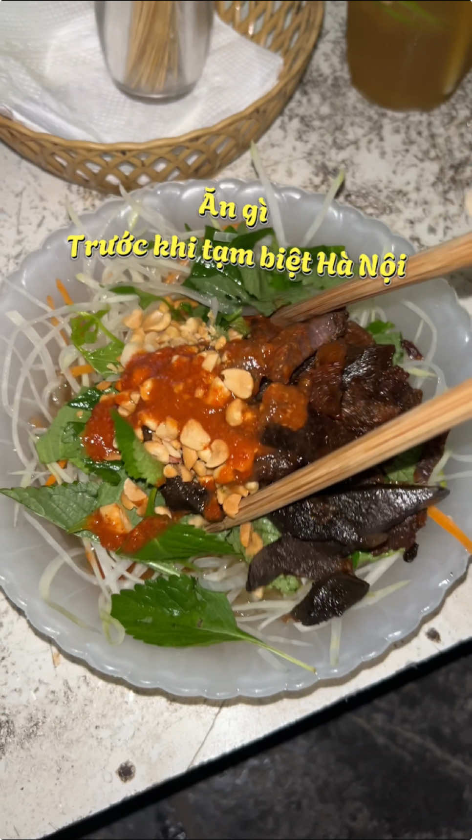 Ăn những món RẤTTTTT HÀ NỘIIII 🇻🇳🍳🥪🥙 #cocovie #tiktokfood #tiktokviral #trending #ancungtiktok♥️ #hanoiangi #hanoifood 