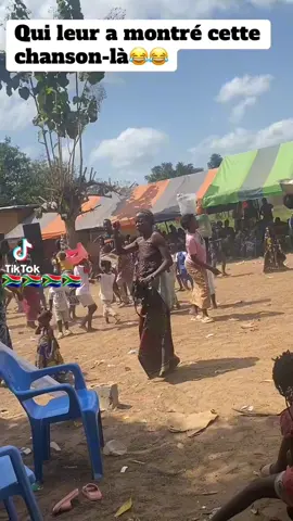 50 cent reaction to funeral in Africs , celebrity react #fyp #funny #50cent #khai #art #culture #camera #picture #Live #southafrica #africa #capetown #dance #funeral #happy #sad