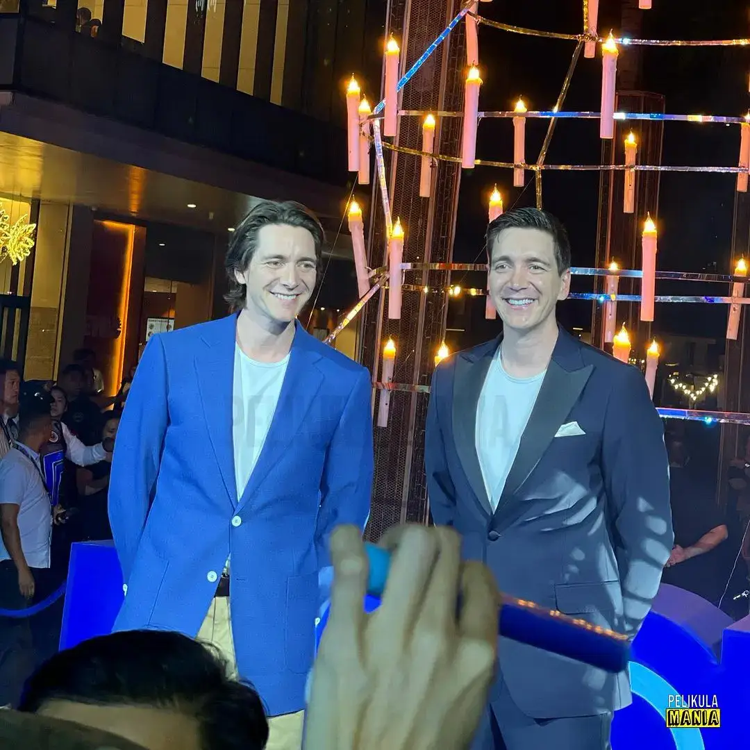 The twins doing asia tour was not in my 2024 Bingo 😭 #oliverphelps #jamesphelps #phelpstwins #georgeweasley #fredweasley #weasleytwins #harrypotter 