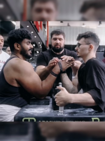 Akimbo69 vs India #armwrestler #armwrestling #akimbo #foryou #viral