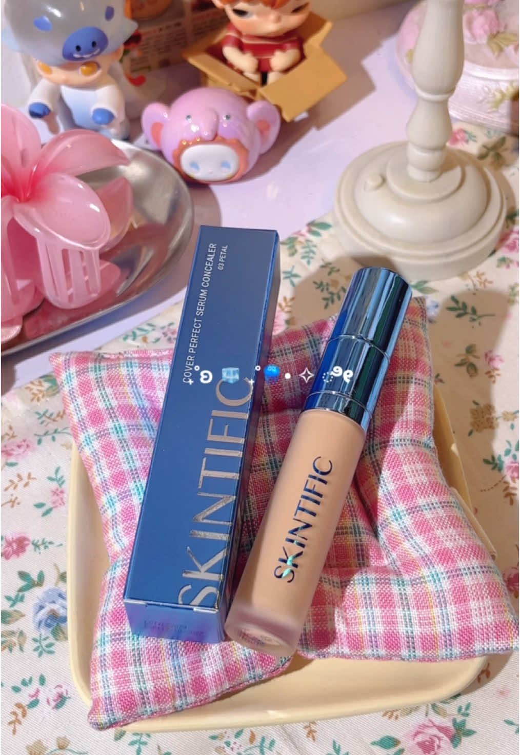 Siapa yang gak sabar buat nunggu concealer 2in1 ini launching? ✨🌸 #skintific #concealer #unboxingmakeup #aesthetic 