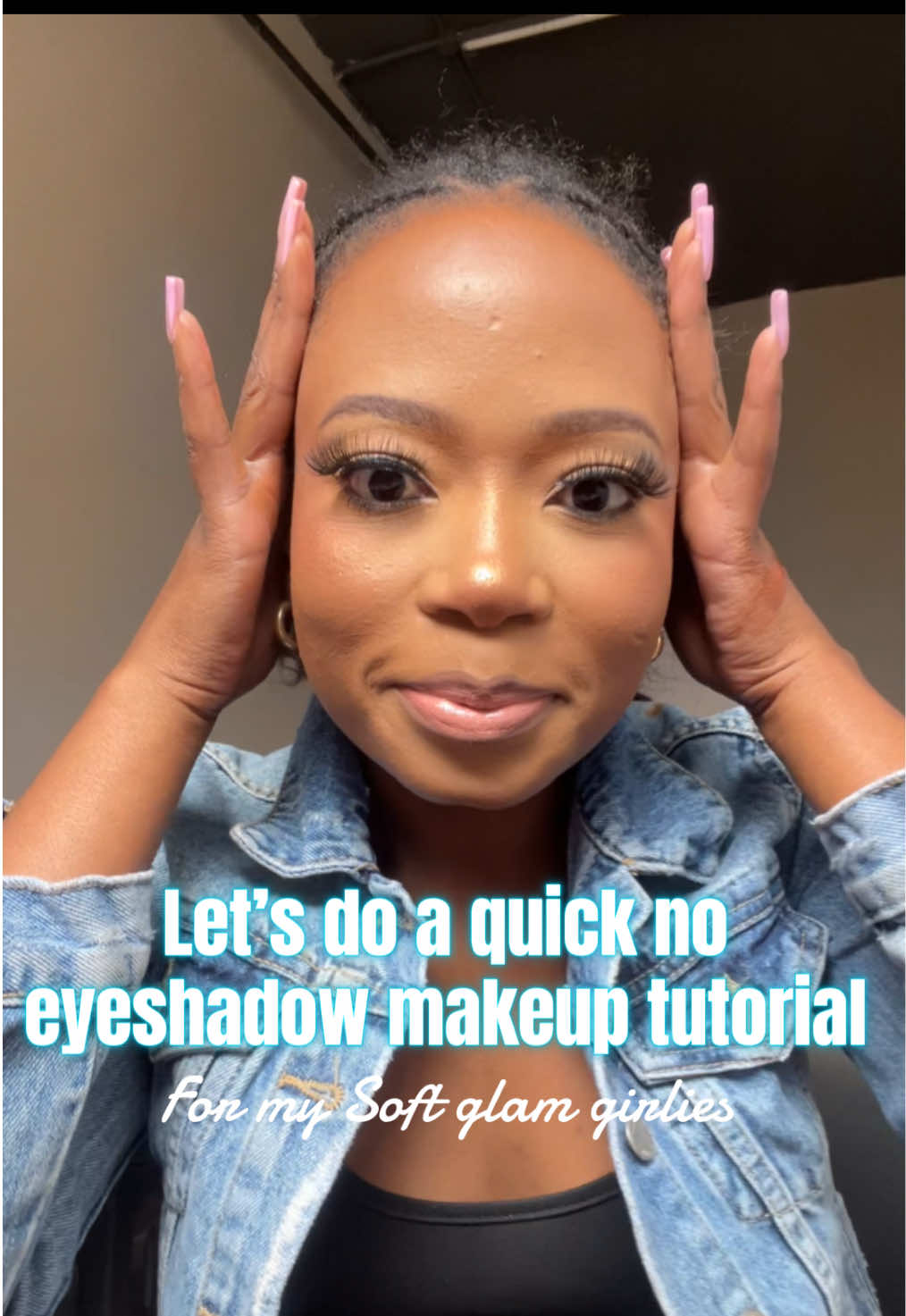 Never mind my messy hair. Lets do a quick soft glam tutorial #SAMA28 #fylpシviralシ #joburgmakeupartis #joburgmakeupartis #fy #makeup #skilltraining #fyppppppppppppppppppppppp 