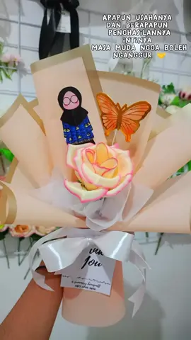 Buket hari guru ✨🌹 Mau custom buket / gift bisa banget yaa 🙌🏻 Info Order & Pricelist  WA 0877-5795-5606