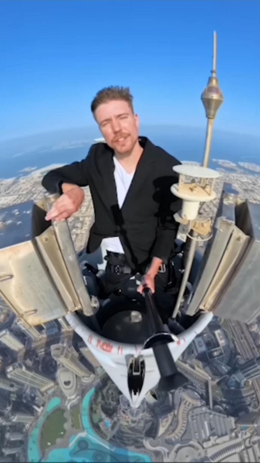 I am now standing on top of the tallest building in the world?? @MrBeast @MrBeast @MrBeast  #Experience #mrbeast #chllange #foryou 