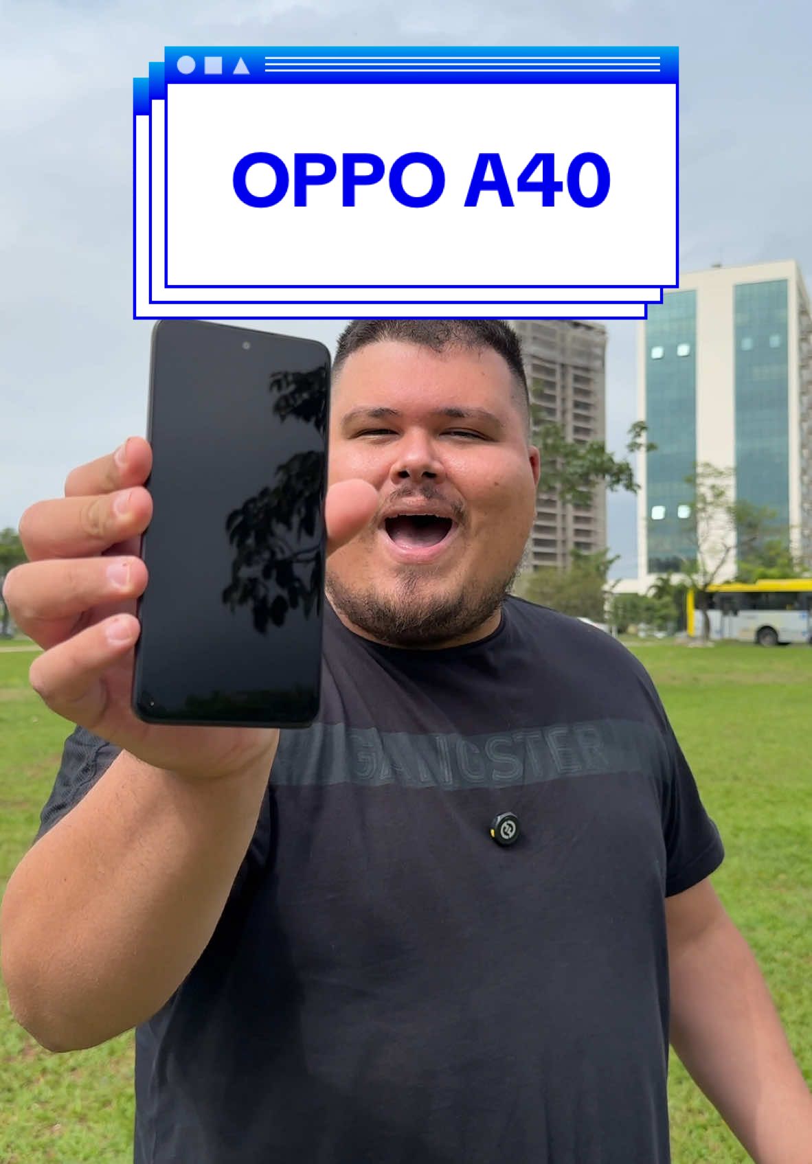 Esse é o OPPO A40, que chega ao Brasil com 2 anos de garantia, resistência de nível militar e custando menos de mil reais na Black Friday da OPPO no site do Magalu! Top demais né? #OPPOA40 #celular #celulares #smartphone *publicidade