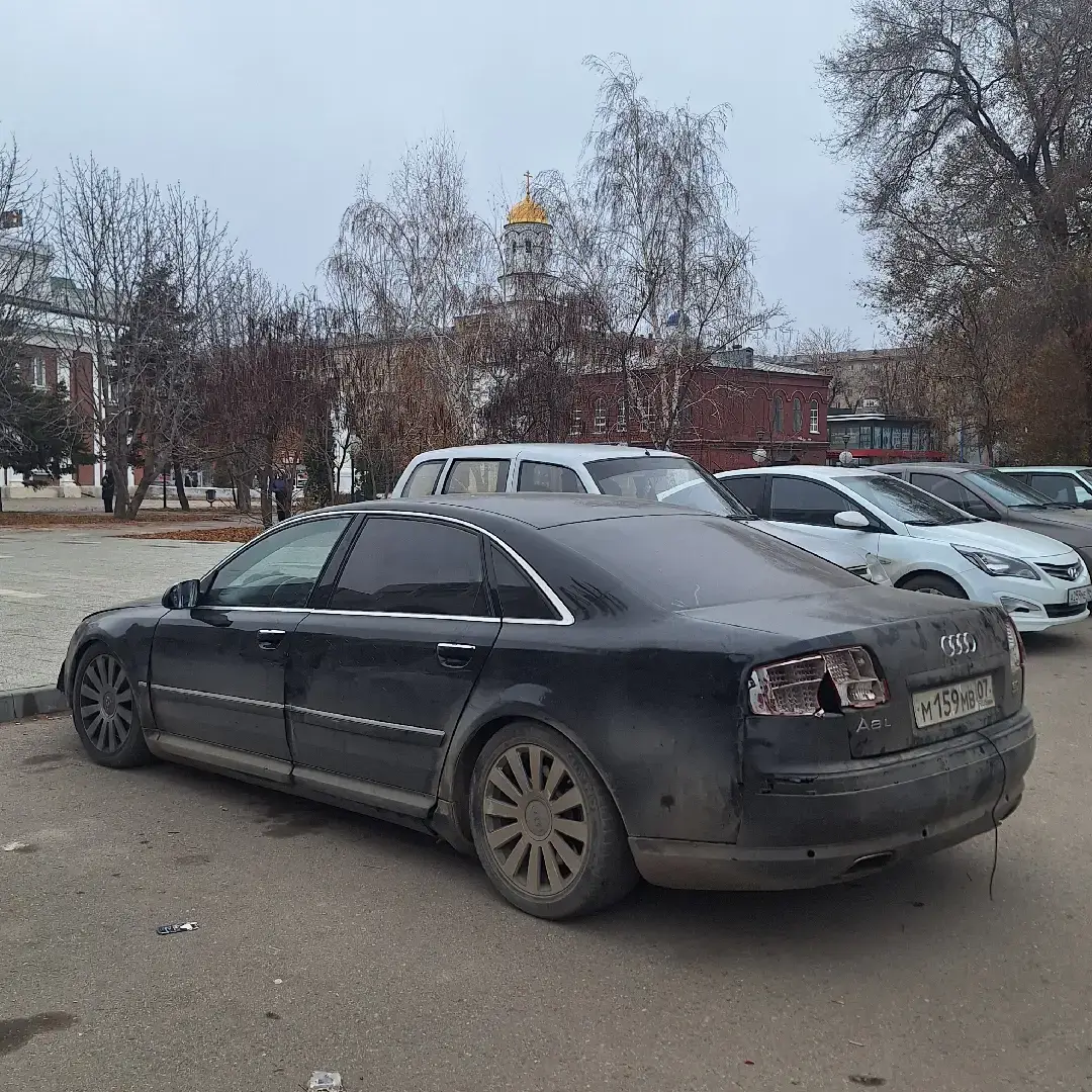 Немного грустных фото в грустную погоду с грустной ауди W12. Больше фото в вк/тгк: Cars in Saratov city #fypシ #fyp #cars #саратов #saratov #64 #carspotting #foryou