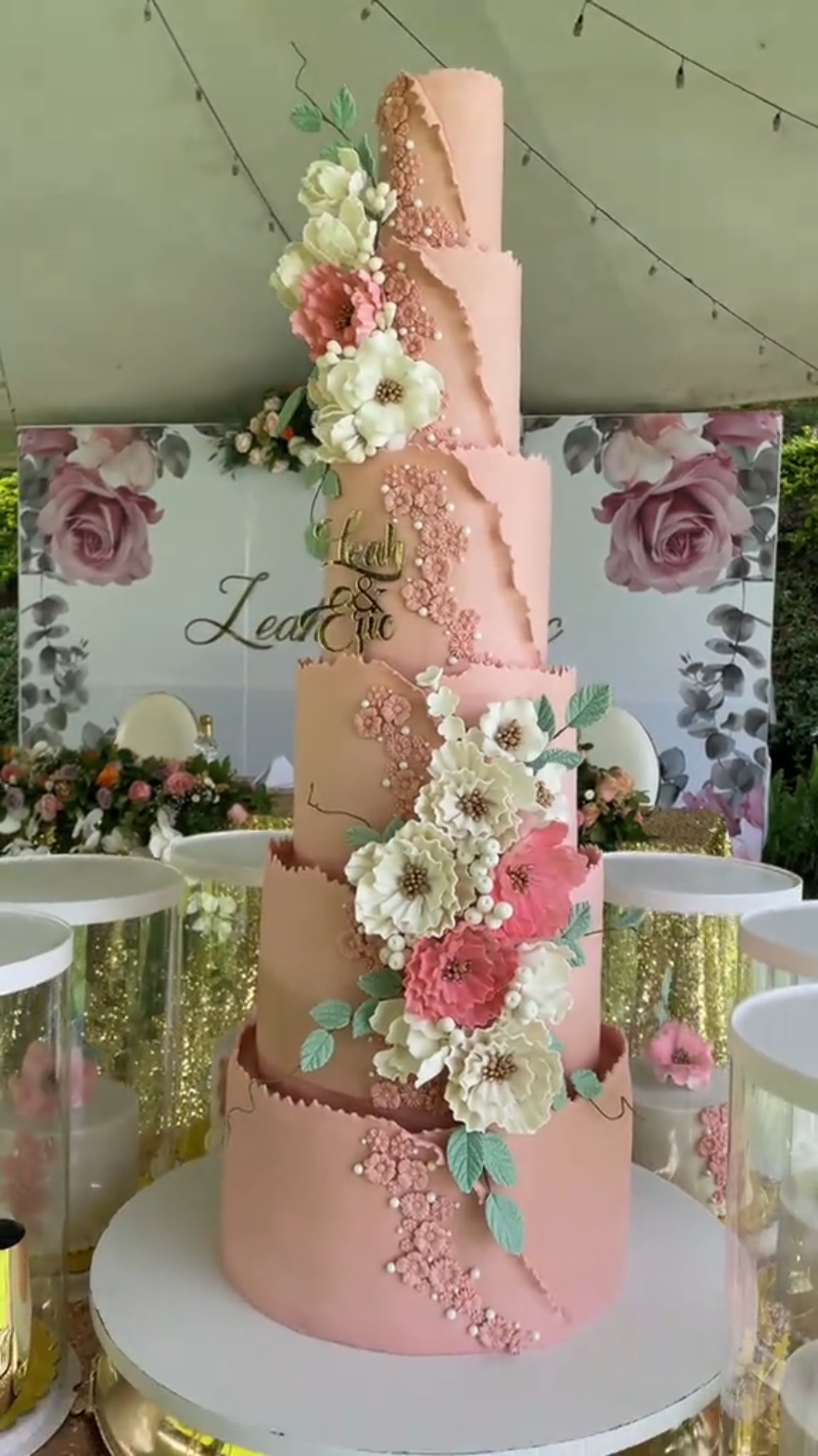 This dusty rose and mint green wedding cake is crafted to be as timeless and romantic as your love story. Let us bring your dream wedding cake to life!Reach us on 0720701822 #cake #weddingcake #cakedecorating #cakedesign #cakesoftiktok #sweetntastyweddings #weddingsinkenya #kenyanweddings #kenyanbrides #kenyanweddingcakes #foryo #cakegoals #kenyantiktok🇰🇪 #tiktokkenya #weddingsinnairobi #nairobiweddings #luxurywedding #luxury #caketok #cakevideo #caketiktok #bakersoftiktok 