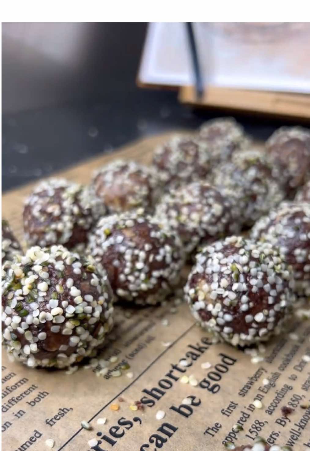 ❌ No sugar! Very healthy and very tasty sweets 🔥🔥🔥 Recipe: Seeds - 200g 4 tsp of cocoa 4 tbsp of honey