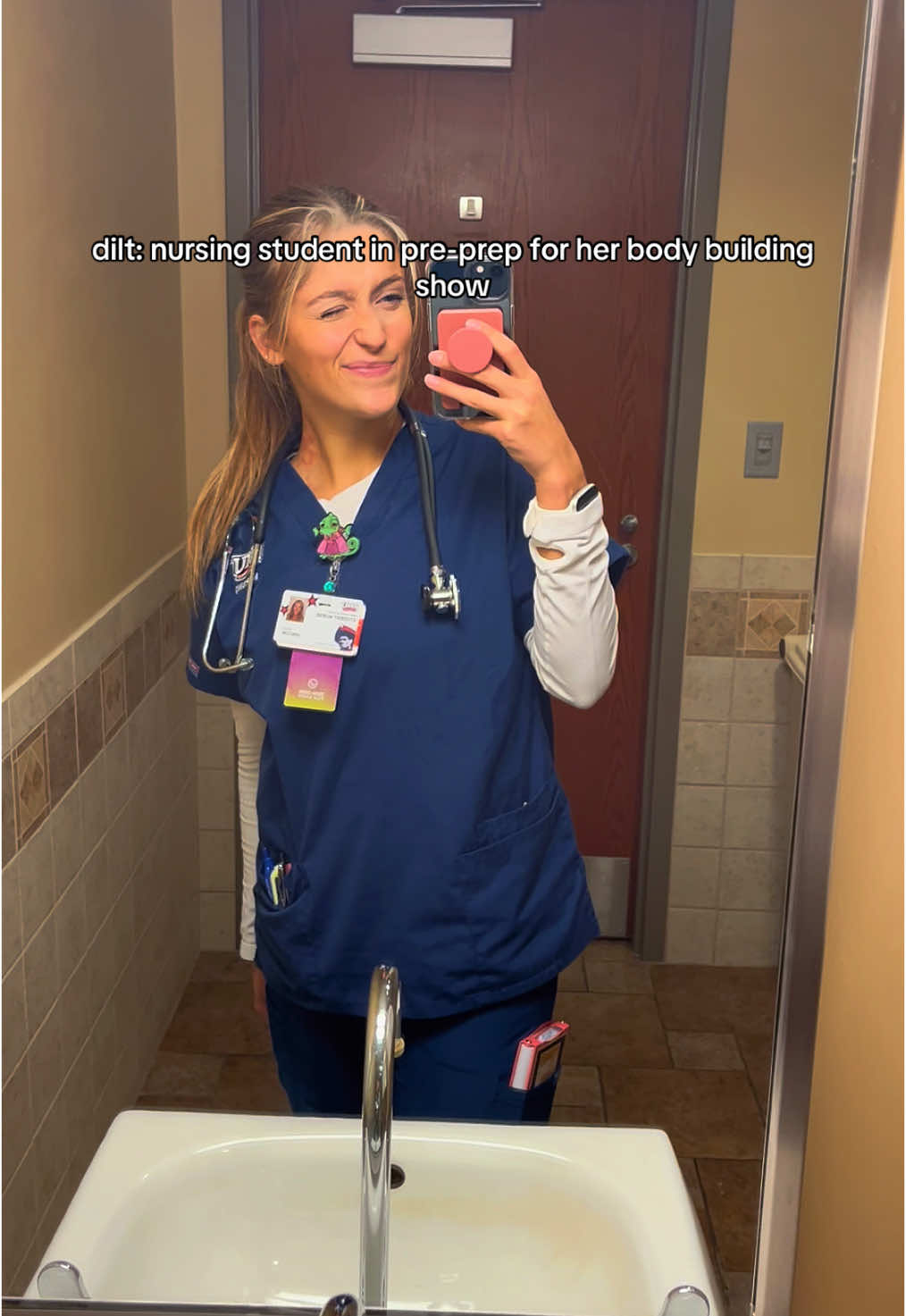 not my finest hour🫠 #nurse #bsn #nursesoftiktok #nursingstudent #nursingschool #nursetok #clinicals #bodybuilder #prep 