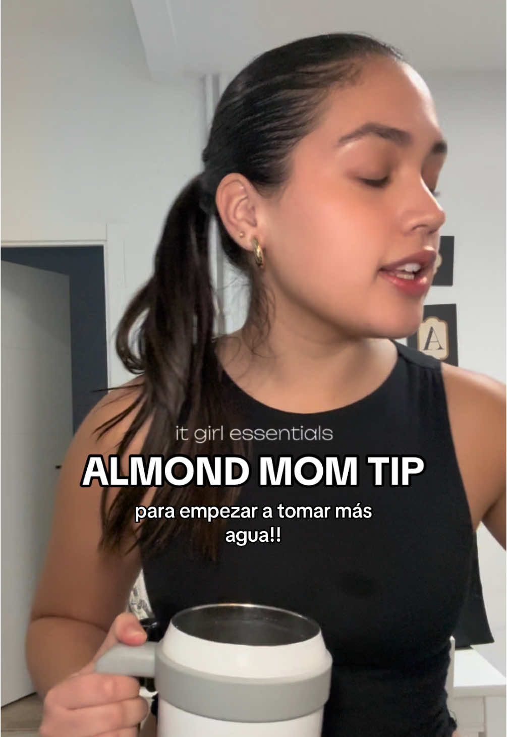 el agua con todo esto queda sabe DELI!! #almondmom #tipsforgirls #drinkingwater #girltok #girlythings #imjustagirl #wellnesstips #wellnesstok #mujerestiktok 