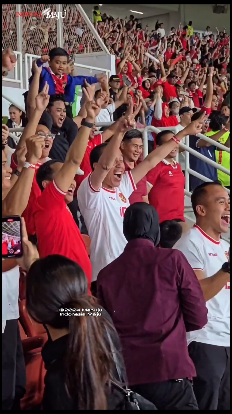 Membalas @gabutuhgratisan_ Presiden ke-7 RI Joko Widodo menonton langsung laga Indonesia vs Arab Saudi pada kualifikasi Piala Dunia 2026 Zona Asia Grup C di Stadion Utama Gelora Bung Karno (SUGBK), Senayan, Jakarta, pada Selasa 19 November 2024 malam.