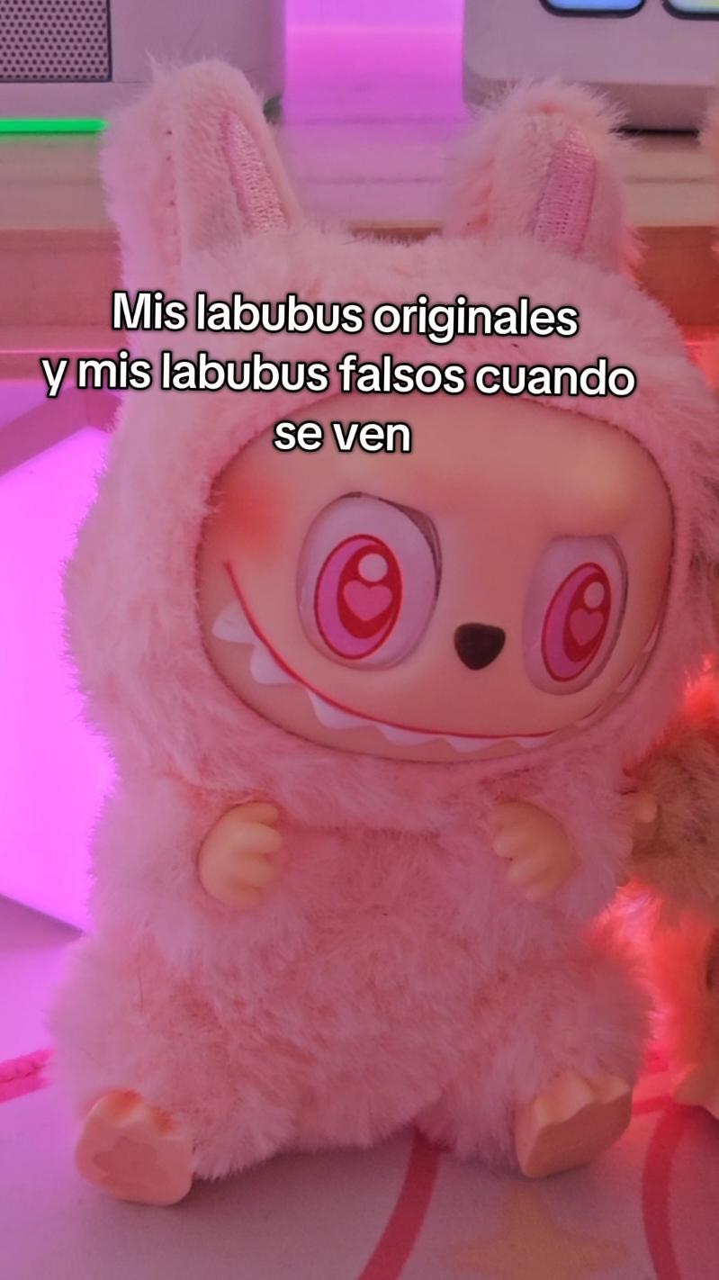 Labubus originales VS Falsos 🤍 me encantan igual aunque tengan sus taritas 🤣 #labubu #labubus #labubuthemonsters 