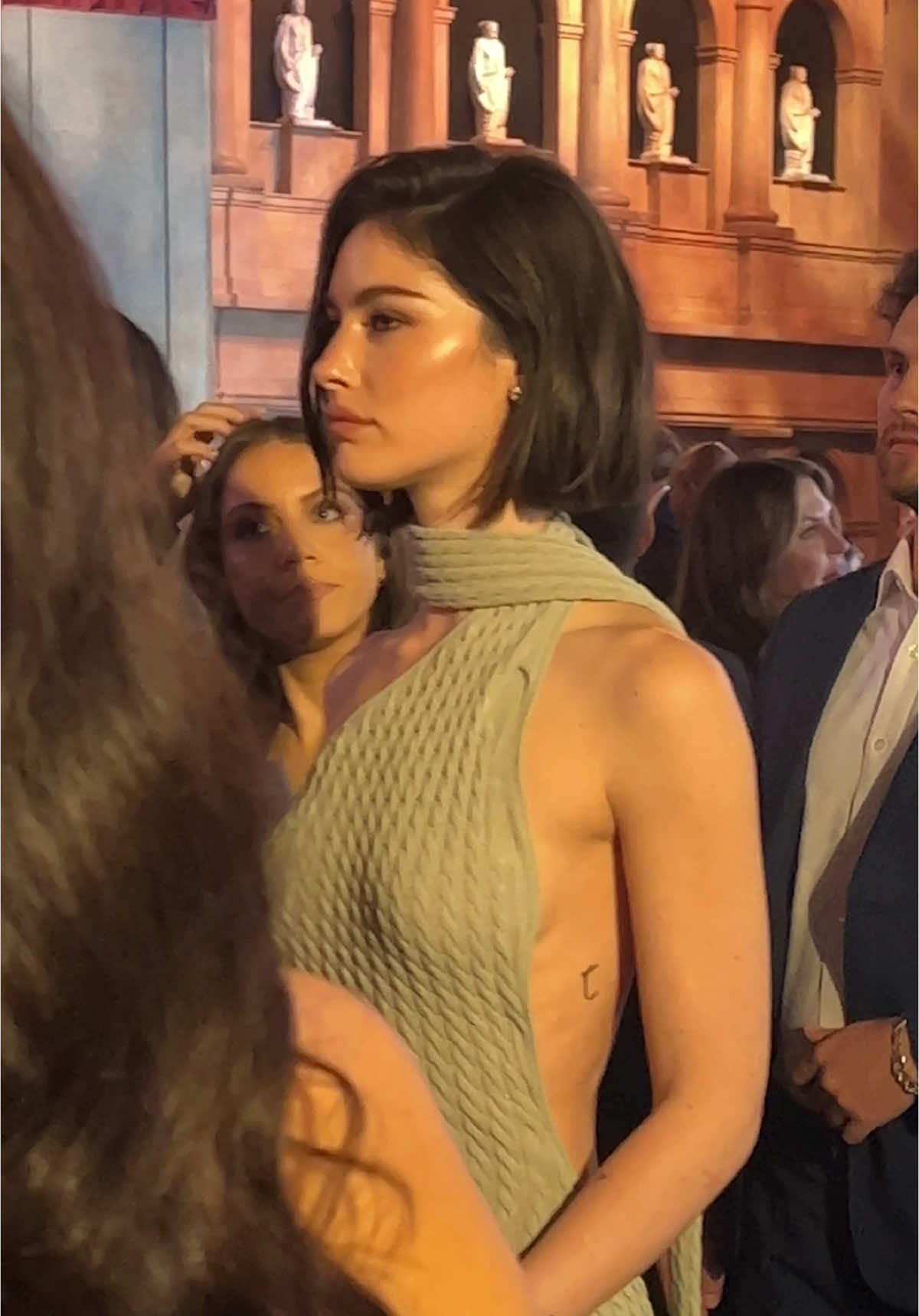 Gracie at the gladiator 2 premiere….we were stunned. She is STUNNING. The way she just glided through the crowd. 😍 #gracieabrams @GracieAbramsHQ  #gladiator2 