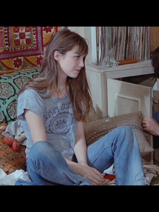 Jane Birkin in projection privee #janebirkin #stylebirkin #70s #movie