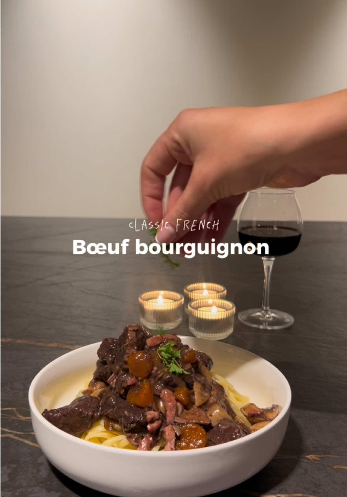 Boeuf bourguignon. 🤍🥕🍷 Don’t panic, c’est à ma façon 😇 #boeufbourguignon #french #EasyRecipe #food #asmr 