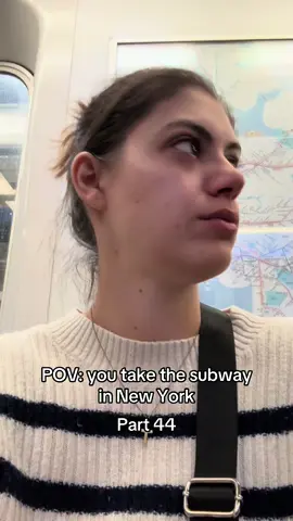Life is good in the New York subway 🤌🏼 📹: @SubwayCreatures 