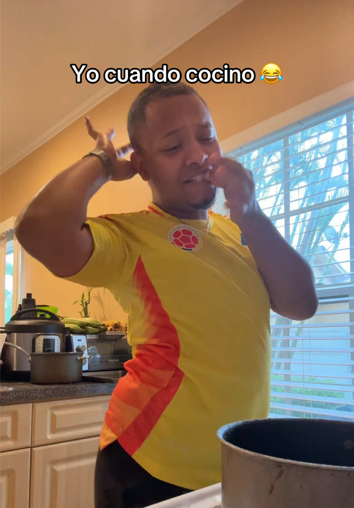 Como eres tu cocinando ?😂😂 #videoviral #mujeres #paratiiiiiiiiiiiiiiiiiiiiiiiiiiiiiii #baile #tendencia 