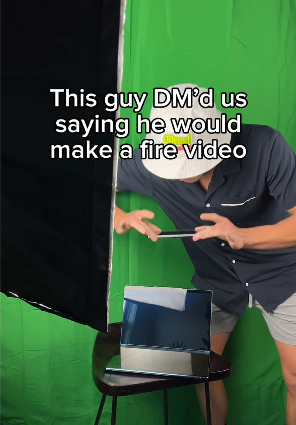 you can really see his vision #lenovo #fireedit #laptop #yogabook9i #motorola @Jordanreviewsittt 