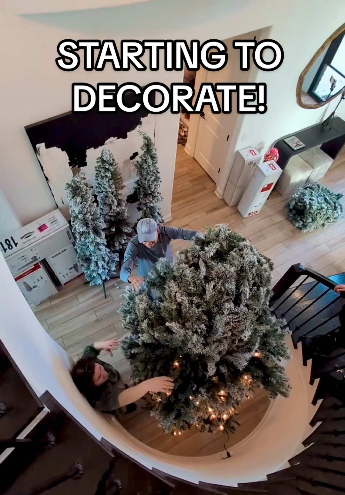 And so it begins! (Forreal this time!) My house was fully decked out in a peppermint theme in August for that commercial I did, but it all had to be taken down within 24 hours! 😭 So now it’s time to start my actual Christmas decor for the season! Honestly feel like I’m running a bit behind but I have some fun ideas for this theme, so stay tuned! 💚🎄💕 #christmasdecor #christmasstorage #grinchdecor #flockedchristmastree 