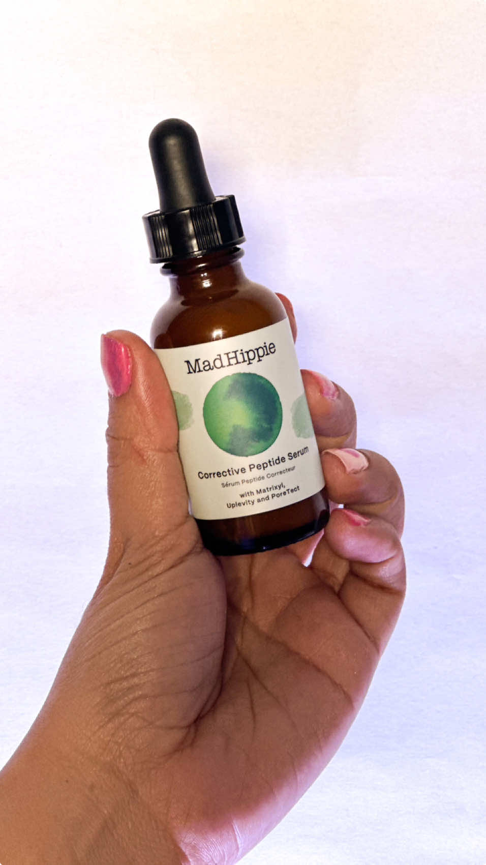Corrective Peptide Serum 💚💙 gifted by MadHippie  @Mad Hippie  With 17 active ingredients that help us fight skin aging, wrinkles and fine lines, while also giving hydration to the face, with powerful ingredients such as polyglutamic acid, ceramides, quinoa extract and silver ear mushroom, they leave your skin soft and smooth to the touch!! - I love this brand that its packaging is 100% biodegradable from the box to the dropper, not only helping our skin but also the environment!! 🍃 - Con 17 activos que nos ayudan a combatir el envejecimiento de la piel , arrugas y líneas finas , a su vez dándole hidratación al rostro , con ingredientes potentes  como ácido poliglutámico, las ceramidas, el extracto de quinua y el hongo oreja de plata, dejan tu piel suave y tersa al tacto!!  - Amo de esta marca que sus empaques son 100% biodegradables desde la caja hasta el gotero , no solo ayudando a nuestra piel si no al medioambiente!! 🍃 -  #madhippie #ulta