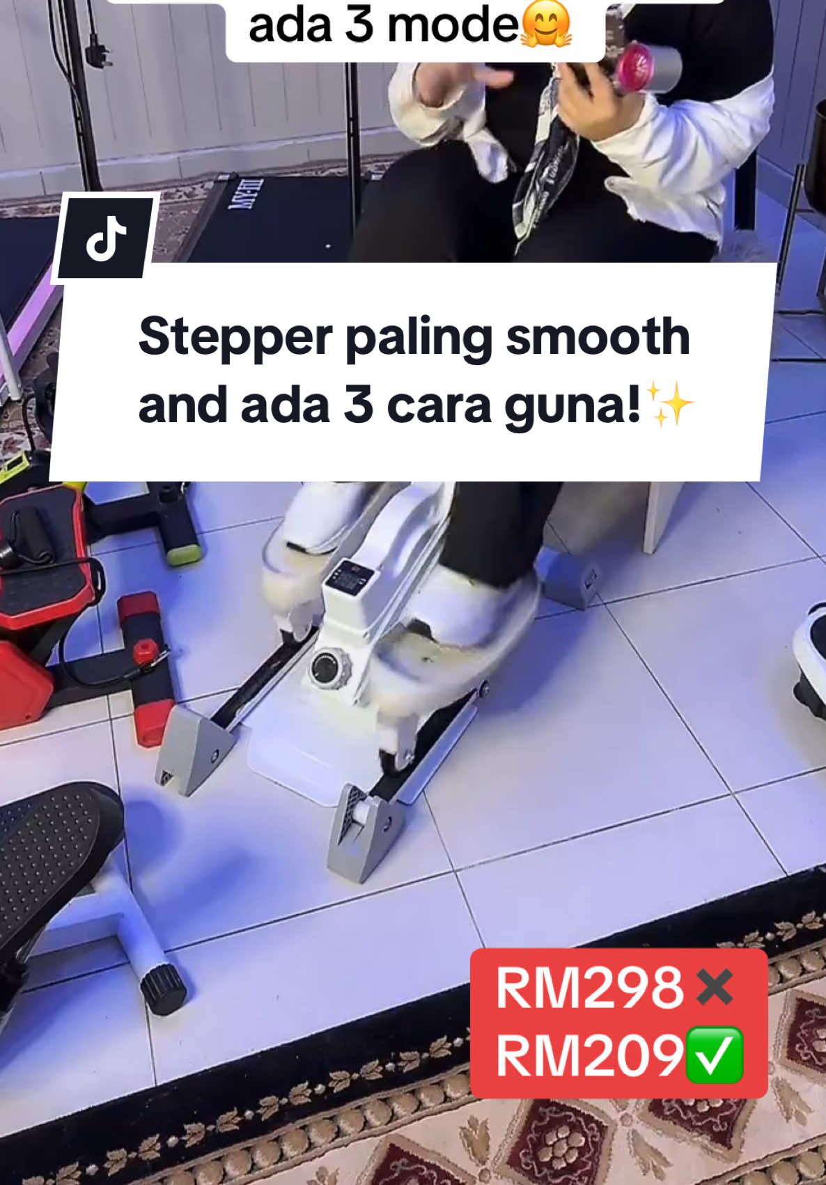 Tyra kalau mode nak jogging and running tapi takda mood nak keluar rumah mmg terus pakai elliptical stepper ni.  yg paling best kalau mood malas pun boleh guna juga🤭💃🏻 Target raya ni kena rajin hari2 nak workout meskipun duduk rumah je😆 #workout #ellipticalstepper #bodyweightworkout #stepper #stepperexercise #elliptical 