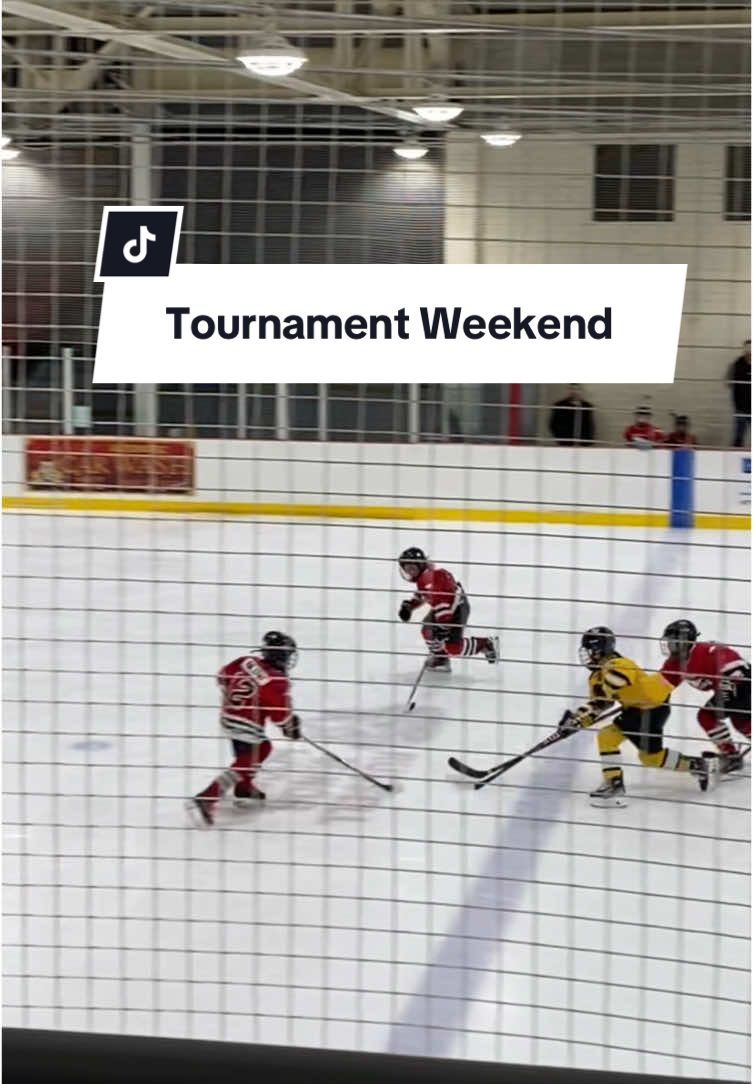 Tournament weekends are the best #hockeygame #tournament #hockey #sports #youthhockey #GOAT #favesong #U11hockey #gametime 