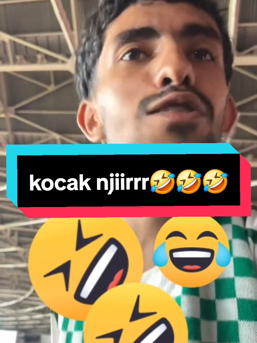 kekocakan suporter arab dan indonesia🤣 #suporterarabsaudi  #suporterindonesia #suporter #timnas #timnasindonesia #indonesiavsarabsaudi #viral #fyp 