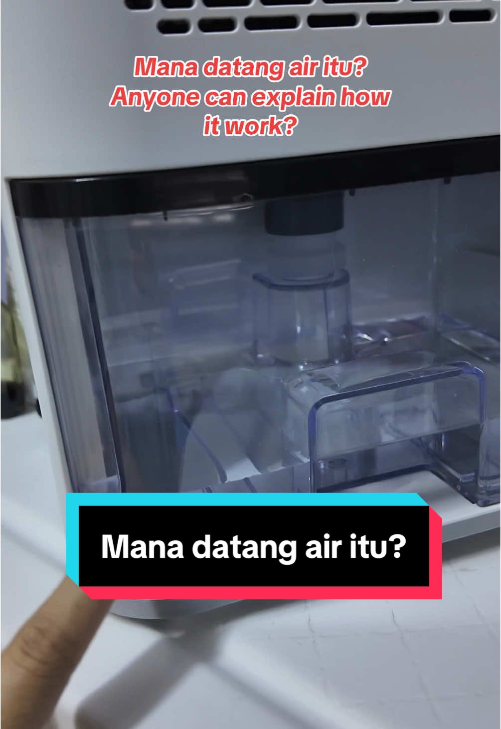 Anyone can exploan how it works? Pelik mana datang air tu haha  #dehumidifier #simplus #penyahlembah #dehumidifierbenefits #simplusdehumidifier @simplus.my 