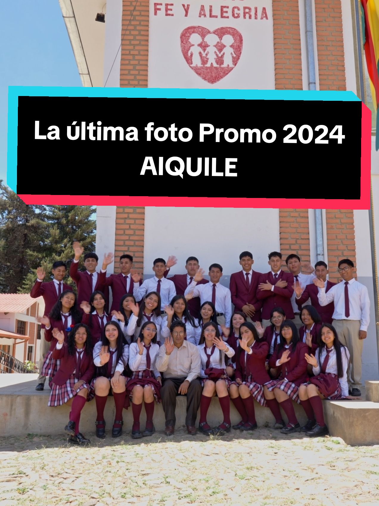 La última foto... #Promo2024 Gracias por la confianza, sigan adelante estudiantes de la Promo 2024 del Colegio San Adalberto, vayan a conquistar el mundo..! #SAFA #Aiquile #ParaTi #Generacion2024 #Promocion #JoseLuisSenzano #jlsenzano #JL19SG