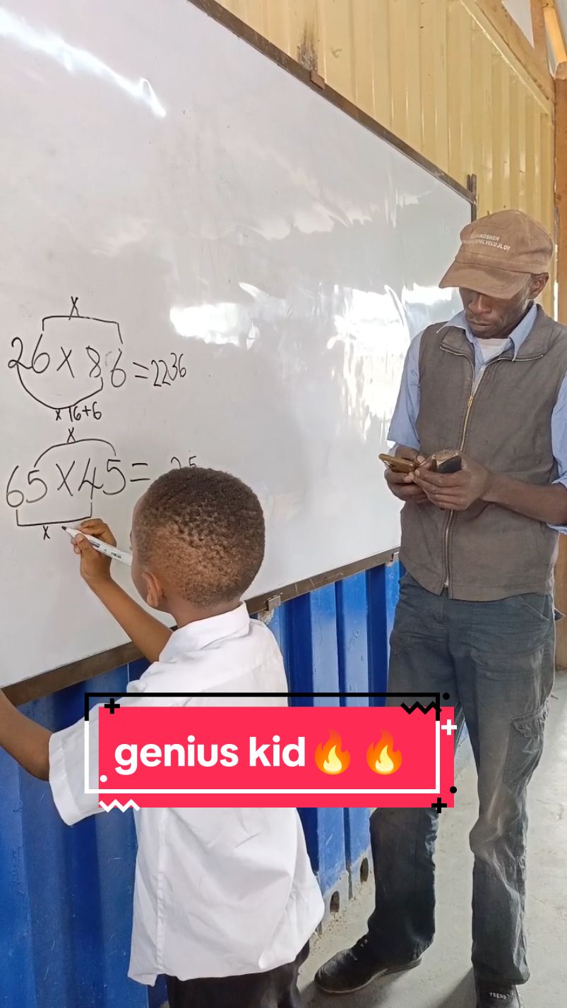 genius kid🔥🔥🔥🔥 How is this possible🤔🤔🤔 Watch till the end🔥🔥#juniorcomedy #juniorcomedianlifestyle #juniorcomedian #foryou #fyp #goviral #geniuskid #mathematics 