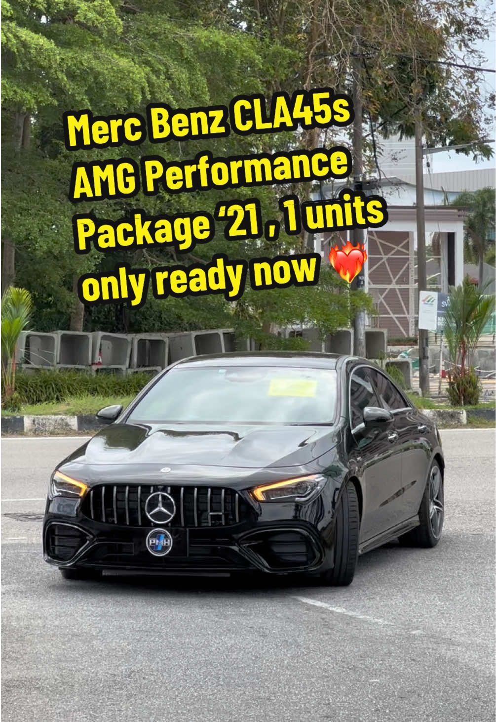 Merc Benz CLA45s AMG ‘21 ready now at @pmhrecond ! Kita bawak masuk 4 units haritu habis , tapi kalini dah ada ready 1 units ni jangan terlepas lagi 😁 Click link di bio saya okay ❤️‍🔥 #perniagaanmazlandanhashimah #pmhrecond #pmh #pmhtransporter #kedah #malaysia #recondcarmalaysia #mercedesbenz #mercedes #kedahdarulaman #mercedesmalaysia #cla45 #cla45amg #cla45s #a45  @izwanmazlanpmh @MEGAT  PMHRECOND @alif zainol @Syed PMH Recond @Farest_90recondcar @IngatAudyIngatKereta @ZulhezryMarriq PMH Recond 